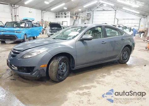 2011 Mazda Mazda6 I Sport z USA, uszkodzony, nr VIN 1YVHZ8BH2B5M14259